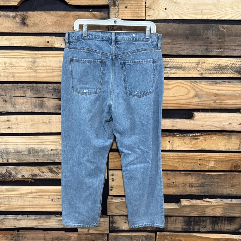 Old Navy Extra High Rise Gwen Boyfriend Buttonfly Straight Leg Jeans Size 12P‎